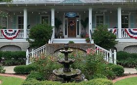 Caroline'S Bed And Breakfast